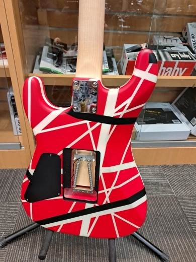 EVH STRIPE SERIES 5150 4